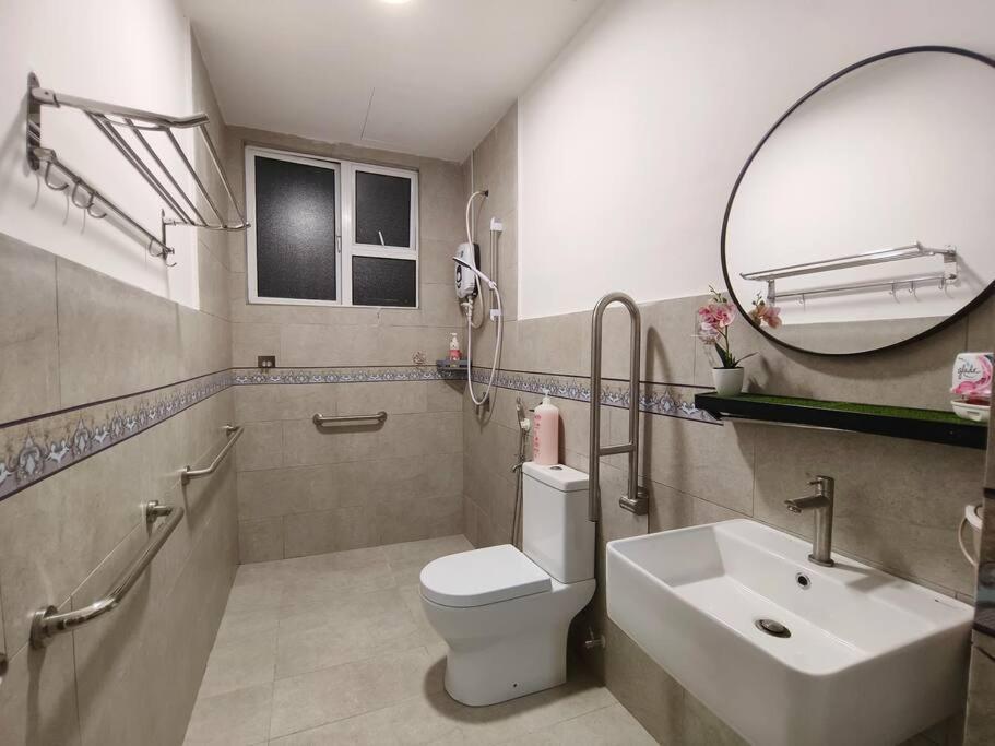 Lv13 Poolview By Vhomestay