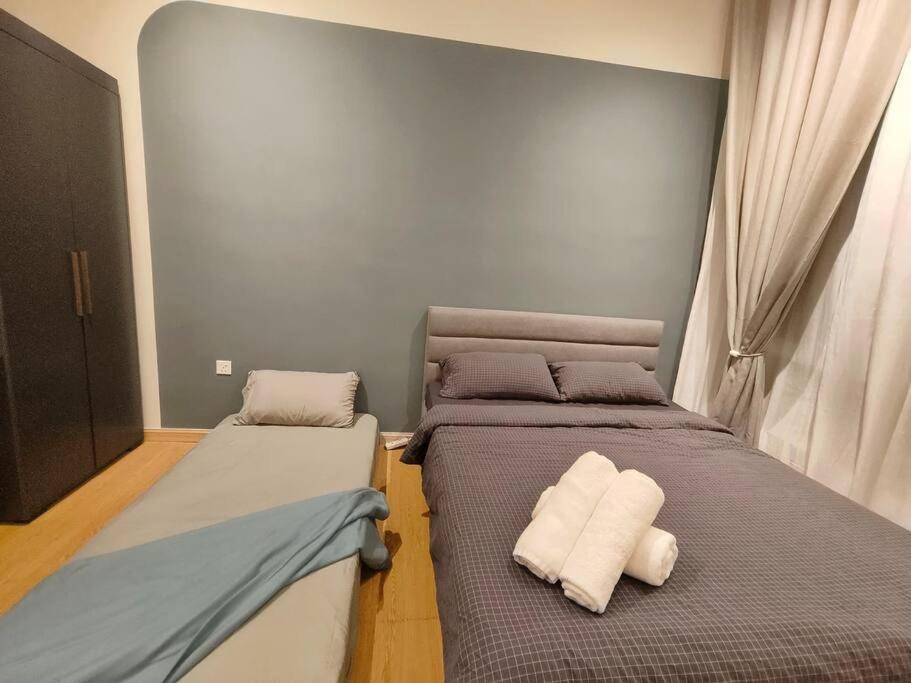 Lv13 Poolview By Vhomestay * Kuantan